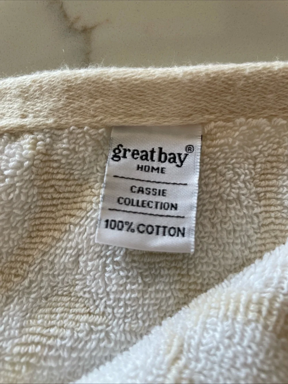 Luxury Embossed Floral Bath Towel - Cream